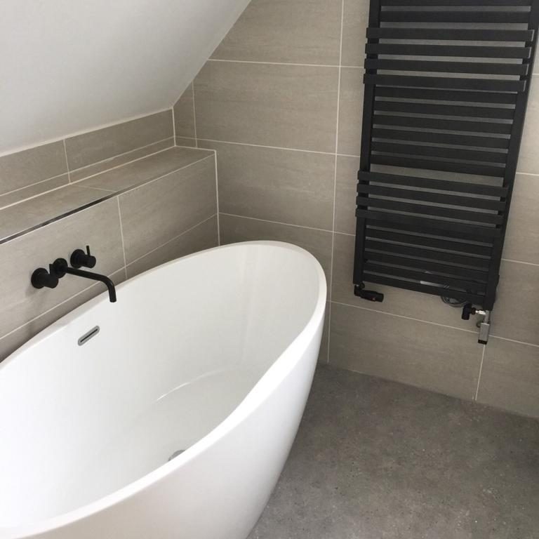 Bathroom 11